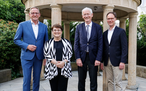 Nach 33 Jahren im DRV: Geschäftsführer Dr. Thomas Memmert geht in Ruhestand / Er ist auf dem europäischen Parkett eine Institution - Foto: presseportal.de Nach 33 Jahren im DRV: Geschäftsführer Dr. Thomas Memmert geht in Ruhestand / Er ist auf dem europäischen Parkett eine Institution - Foto: presseportal.de