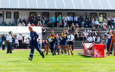 Feuerwehr MTK: Spannende Wettkämpfe: Feuerwehr Eddersheim und Jugendfeuerwehr Hattersheim bei Hessischer Feuerwehrleistungsübung und Bundeswettbewerb - Foto: presseportal.de