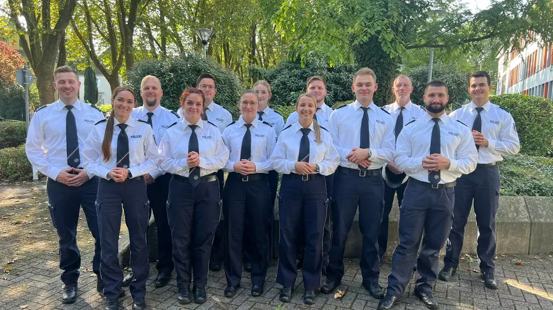 POL-UN: Kreis Unna - 46 Polizeibeamtinnen und Polizeibeamte treten ihren Dienst bei der Kreispolizeibehörde Unna an - Bild: presseportal.de