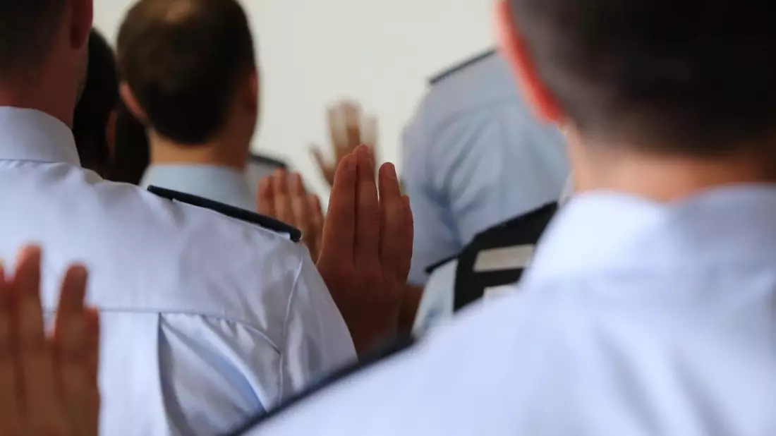 POL-Pforzheim: (PF) Pforzheim - Neue Polizistinnen und Polizisten für das Polizeipräsidium Pforzheim - Bild: presseportal.de