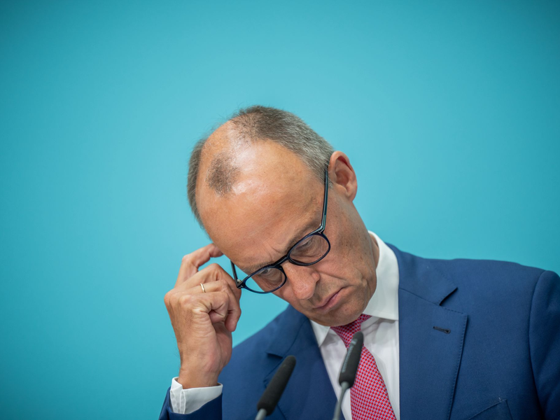 Eine Zusammenarbeit mit dem Bündnis Sahra Wagenknecht wird für CDU-Chef Friedrich Merz nicht unkompliziert. - Foto: Michael Kappeler/dpa