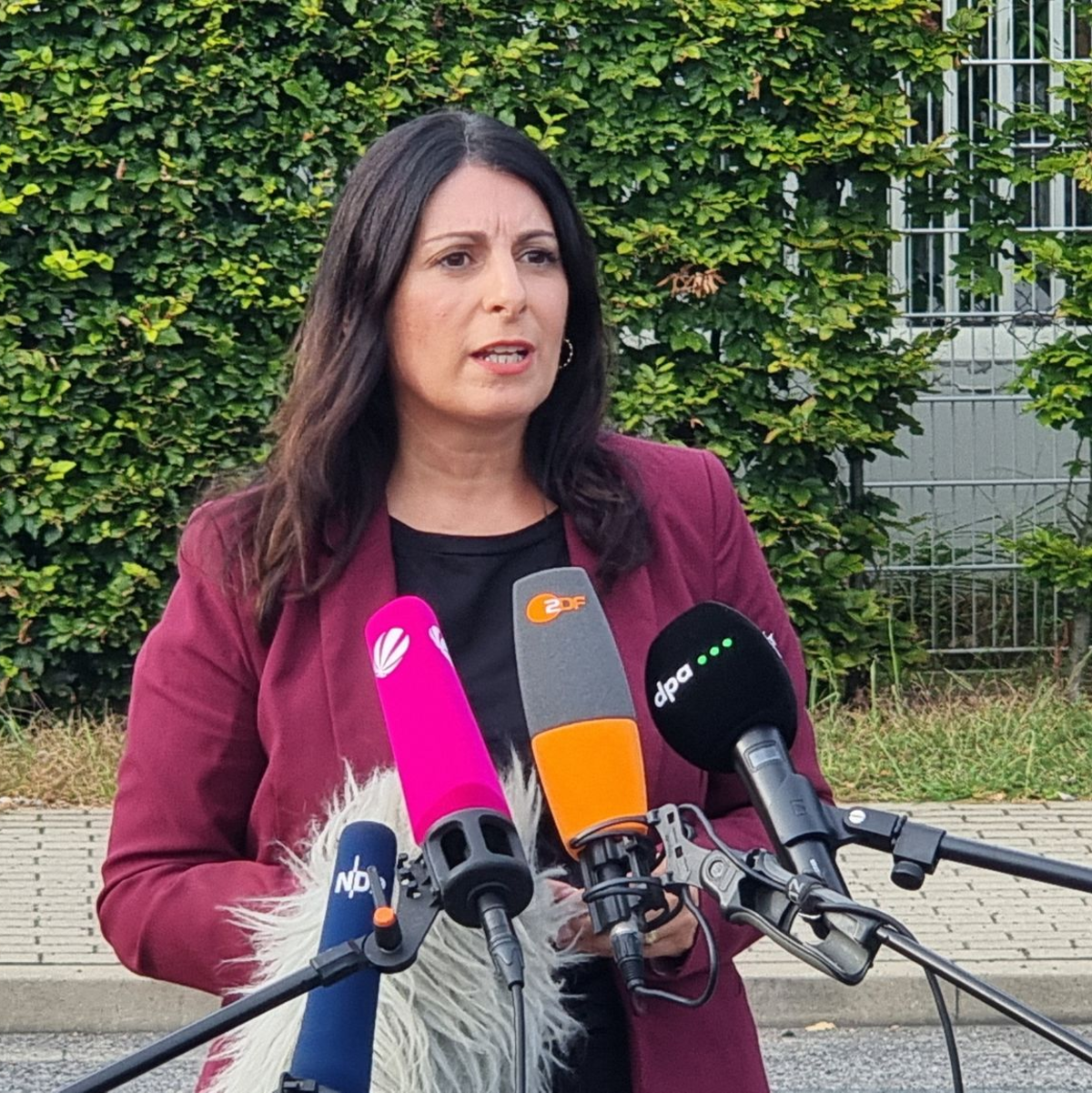 Betriebsratschefin Cavallo über die Ankündigung des Vorstands: «Für uns ist das eine Zeitenwende.» - Foto: Fernando Martinez/dpa