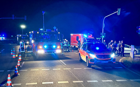 FFW Schwalmtal: Ausleuchten einer Verkehrsunfallstelle - Foto: presseportal.de