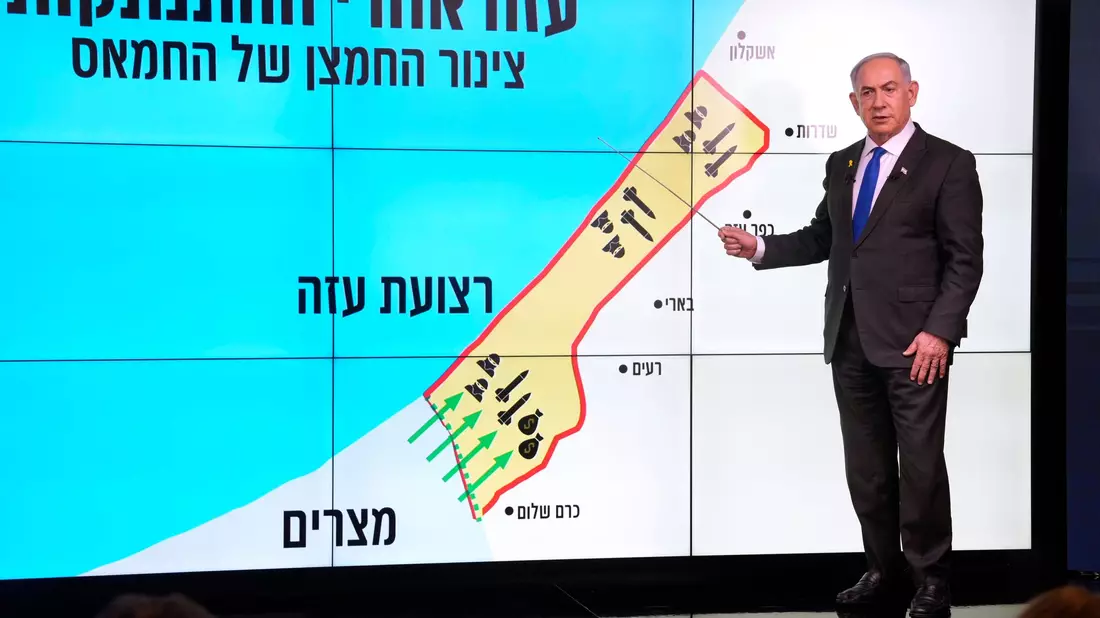 Israels Regierungschef Netanjahu droht der Hamas mit Vergeltung. - Bild: Ohad Zwigenberg/Pool AP/dpa