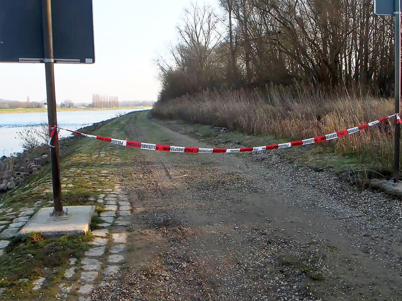 Im März 2024 wurde die Leiche der Mutter des damals fünf Wochen alten Babys bei Hockenheim am Rhein gefunden. (Archivbild) - Foto: René Priebe/pr-video/dpa