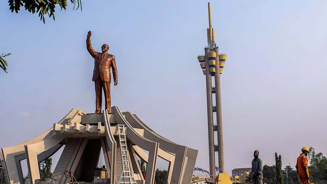 In der Hauptstadt der Demokratischen Republik Kongo Kinshasa ist es zu einem versuchten Gefängnisausbruch gekommen. (Symbolbild) - Bild: Samy Ntumba Shambuyi/AP/dpa