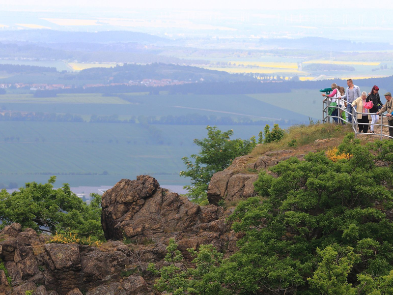 Der Hexentanzplatz über dem Bodetal im Harz ist ein beliebter Ausflugspunkt. (Archivbild) - Foto: picture alliance / dpa