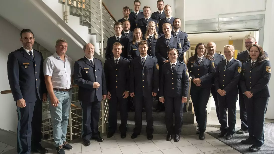 POL-MFR: (927) Das Polizeipräsidium Mittelfranken begrüßt seine neuen Beamtinnen und Beamten - Bild: presseportal.de