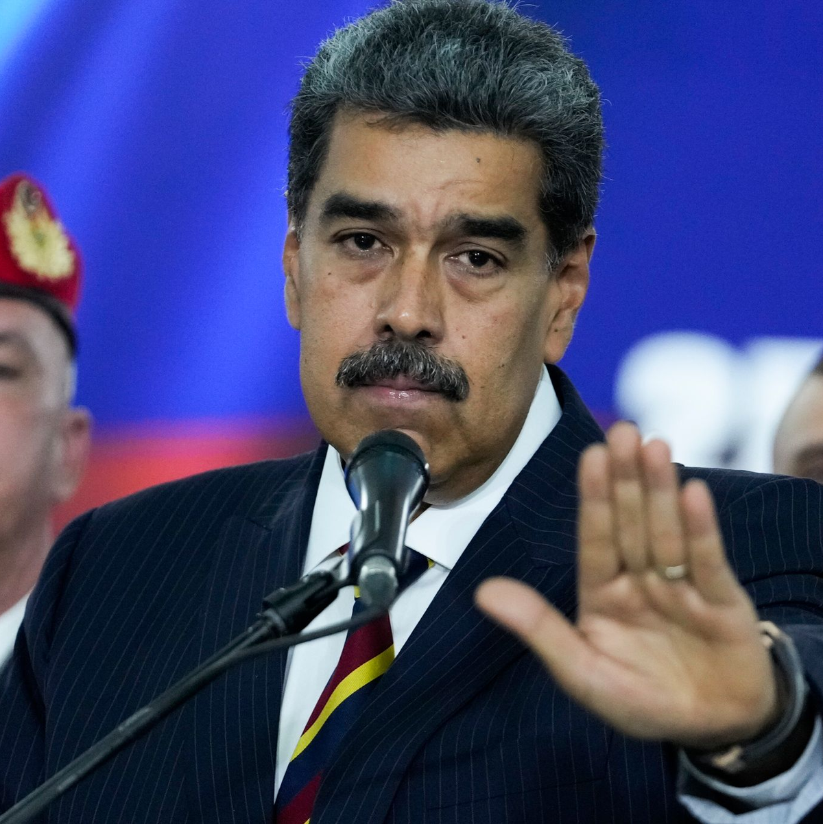Wurde wirklich ein Attentat auf Maduro geplant? (Foto Archiv) - Foto: Matias Delacroix/AP/dpa