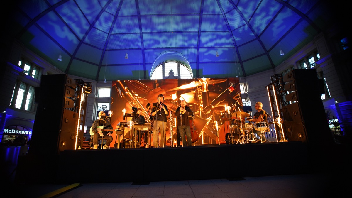 Kostenfreie Konzertreihe an deutschen Bahnhöfen - Foto: presseportal.de