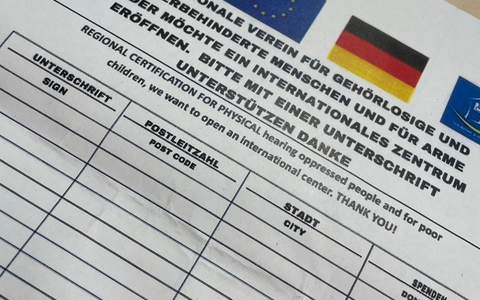 POL-PDTR: BetrĂŒgerische Spendensammlerinnen in Trierer FuĂgĂ€ngerzone festgenommen - Foto: presseportal.de POL-PDTR: BetrĂŒgerische Spendensammlerinnen in Trierer FuĂgĂ€ngerzone festgenommen - Foto: presseportal.de