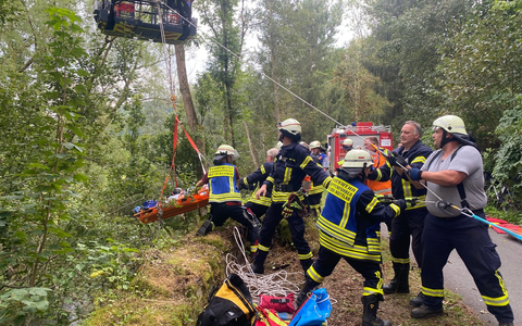 FW-BOT: Verkehrsunfall mit eingeklemmter Person in Bottrop-Fuhlenbrock - Foto: presseportal.de