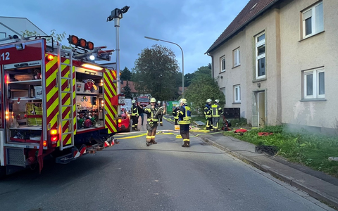 FW-AR: Löschzug Neheim übt Ernstfall in Abrisshaus - Foto: presseportal.de