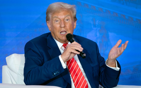 Trump weist die Vorwürfe in seinem Verfahren wegen versuchten Wahlbetrugs zurück. (Archivbild) - Foto: Jose Luis Magana/AP/dpa