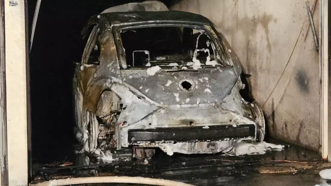 POL-HI: Garagenbrand mit einer schwerverletzten Person - Bild: presseportal.de