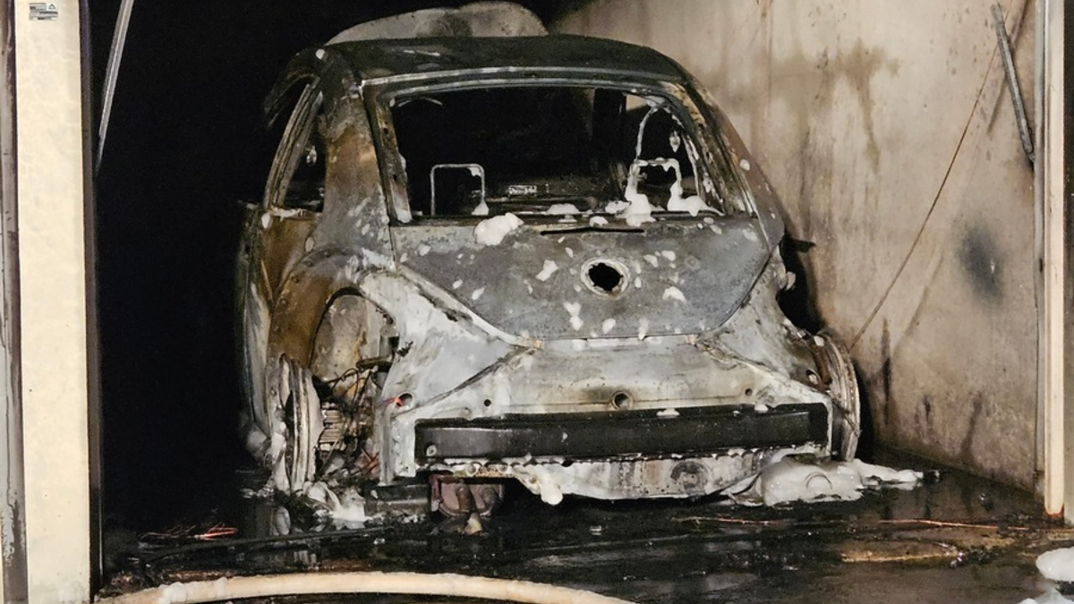 POL-HI: Garagenbrand mit einer schwerverletzten Person - Foto: presseportal.de