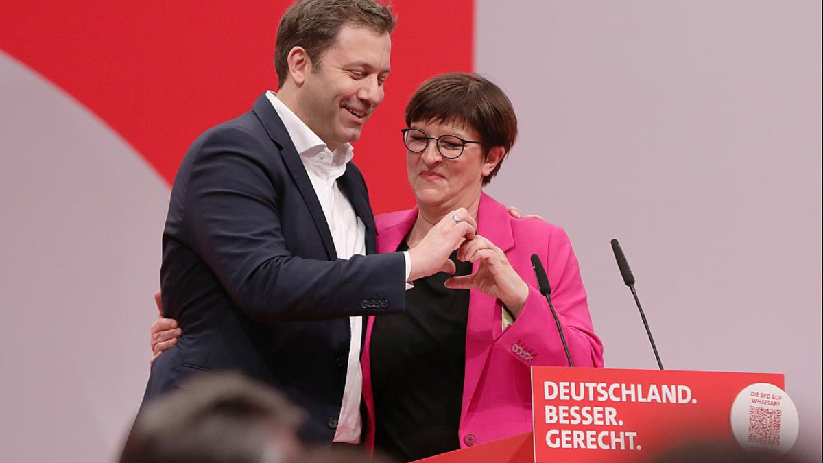 Lars Klingbeil und Saskia Esken (Archiv) - Foto: über dts Nachrichtenagentur
