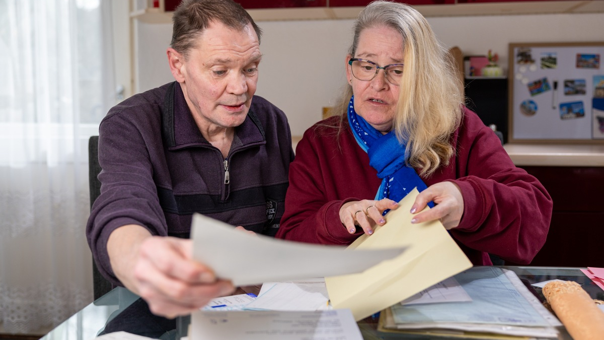 Weltalphabetisierungstag 8. September: BMBF-Kampagne sensibilisiert mit Geld-Themen für die Relevanz von Lese- und Schreibkompetenzen - Foto: presseportal.de