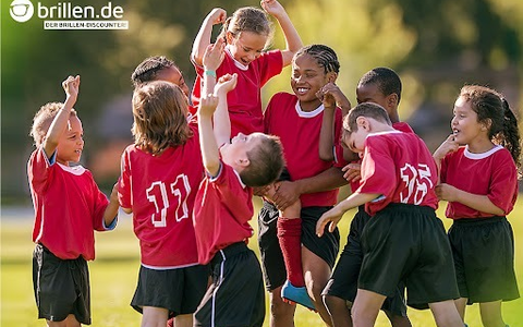 Trikots für alle! brillen.de sponsert Vereinstrikots im Breitensport und füllt die Vereinskassen - Foto: presseportal.de Trikots für alle! brillen.de sponsert Vereinstrikots im Breitensport und füllt die Vereinskassen - Foto: presseportal.de
