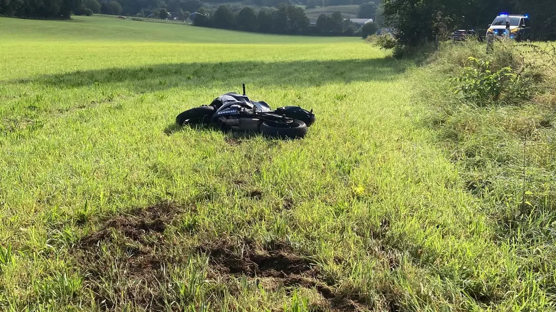 POL-RBK: Bergisch Gladbach - Motorradfahrerin bei Sturz schwer verletzt - Bild: presseportal.de