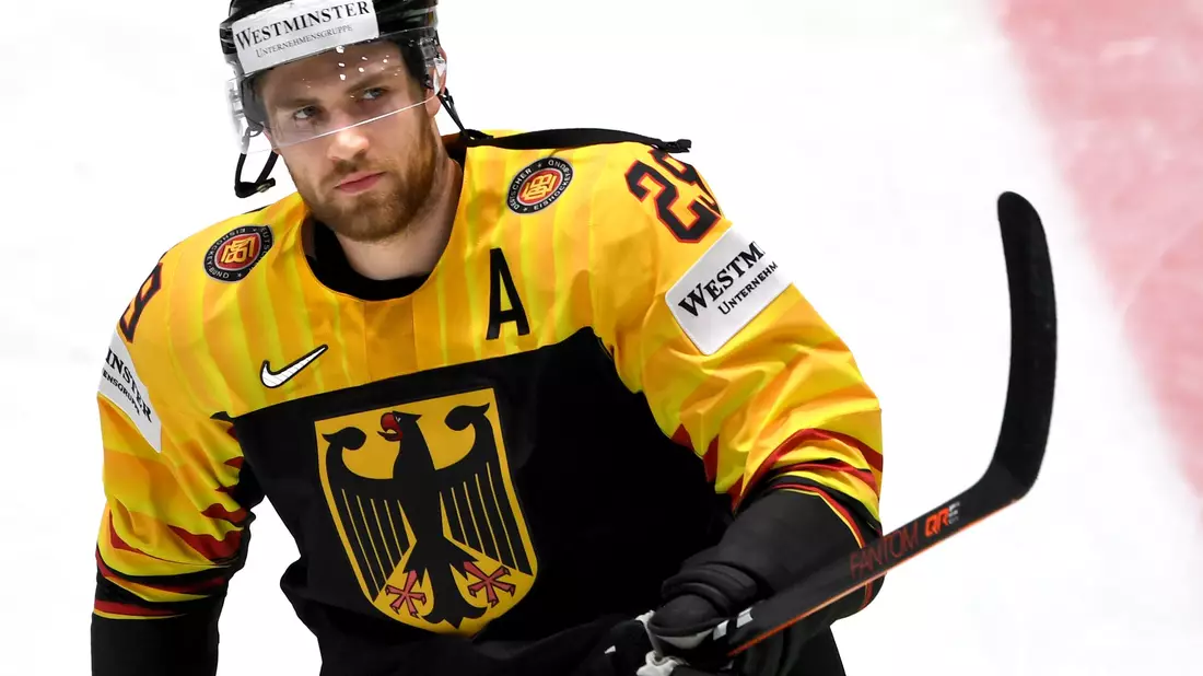 Deutschlands bester Eishockey-Spieler, Leon Draisaitl, wird in Mailand dabei sein - Bild: Monika Skolimowska/dpa-Zentralbild/dpa