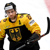 Bei Olympia wieder im deutschen Trikot? - Eishockey-Star Leon Draisaitl - Foto: Monika Skolimowska/dpa-Zentralbild/dpa