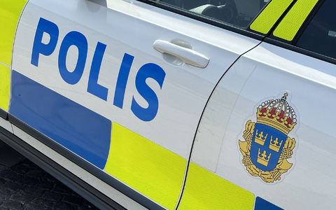 Die Polizei ist im Einsatz. - Foto: Steffen Trumpf/dpa