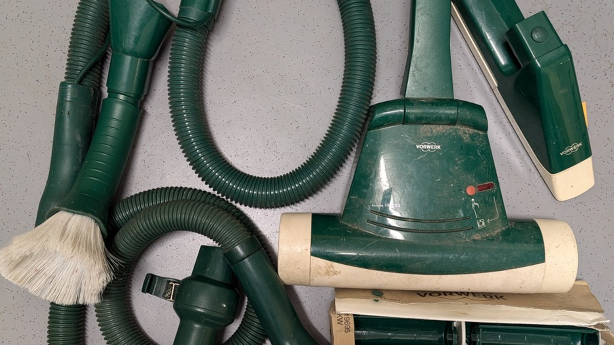 LPI-EF: Wer vermisst seine Staubsaugerteile? - Foto: presseportal.de