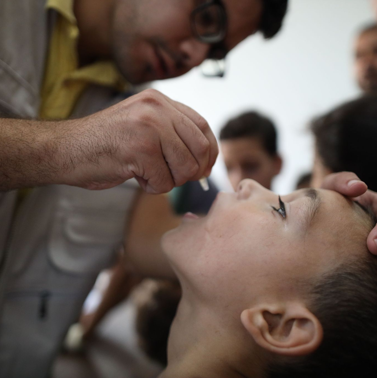 Für die zweite Runde der Polio-Impfung im Gazastreifen müssen begrenzte Feuerpausen eingehalten werden.  - Foto: Marwan Dawood/XinHua/dpa