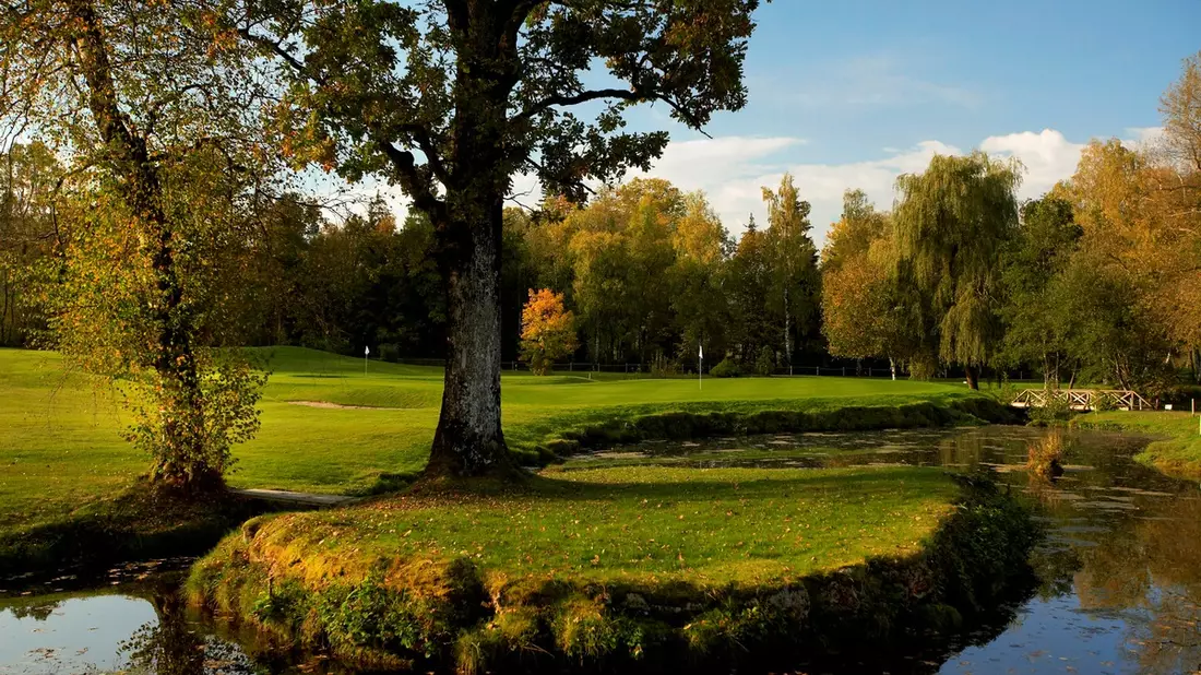 Herbstgolf - so bunt und abwechslungsreich wie die Natur selbst - Bild: presseportal.de