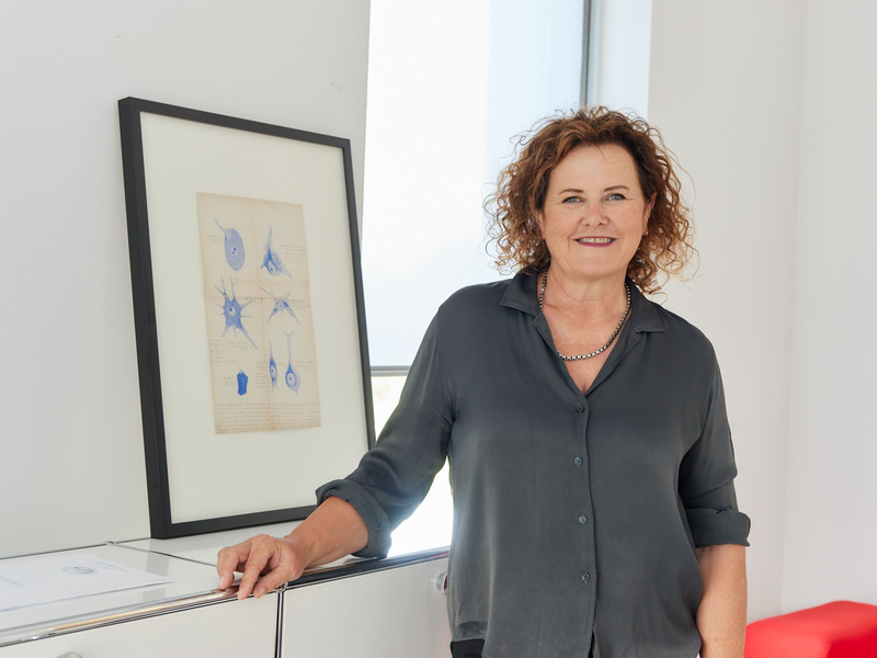 Für ihre Entdeckung der Proteinproduktion an den Synapsen im Gehirn bekommt die US-Forscherin Erin Schuman den Körber-Preis für die Europäische Wissenschaft 2024. - Foto: Marcus Gloger/Körber-Stiftung /dpa