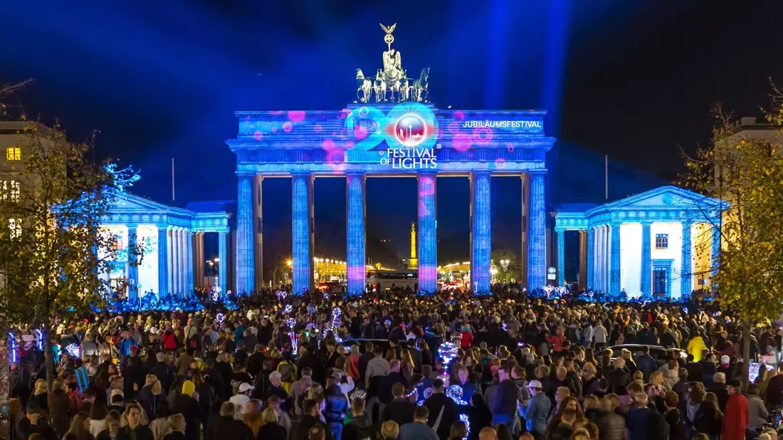 20. FESTIVAL OF LIGHTS - Große Jubiläumsedition vom 04. - 13. Oktober mit über 100 Kunstwerken an 48 Standorten - Bild: presseportal.de