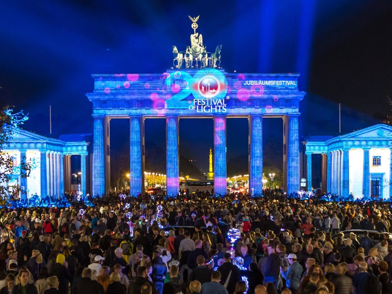 20. FESTIVAL OF LIGHTS - Große Jubiläumsedition vom 04. - 13. Oktober mit über 100 Kunstwerken an 48 Standorten - Foto: presseportal.de