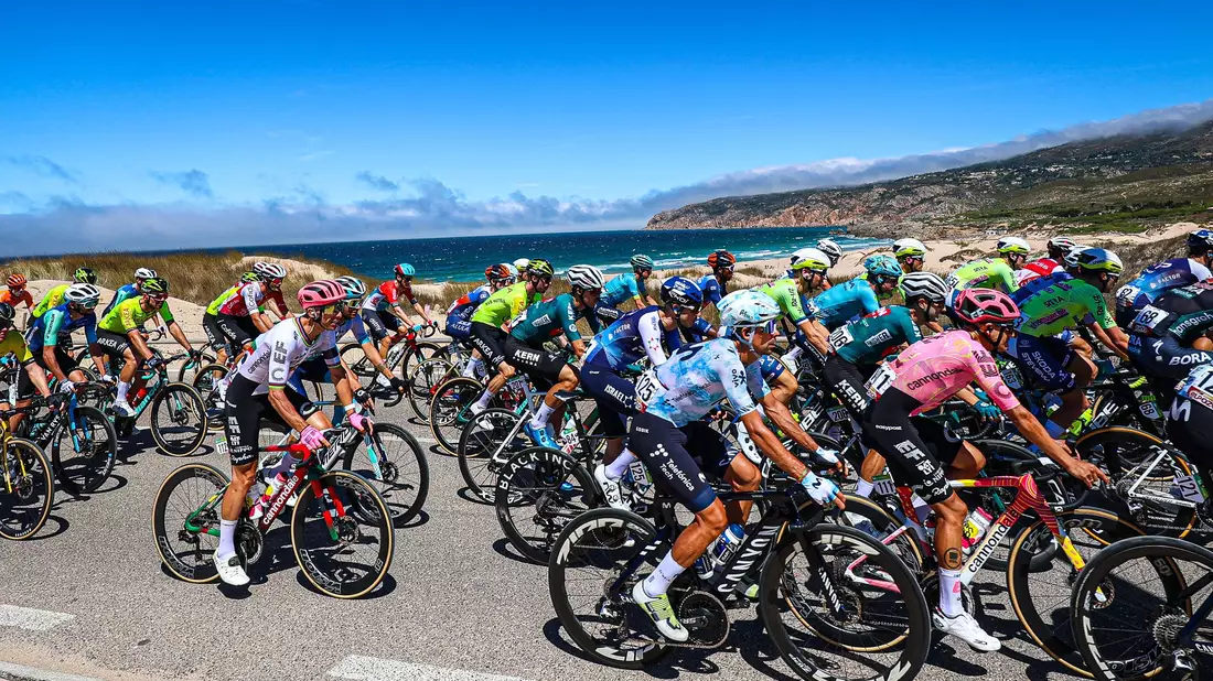 Auf der 17. Etappe holt der Australier Kaden Groves seinen dritten Tageserfolg bei der 79. Vuelta (Archiv). - Bild: Miguel Reis/SOPA Images via ZUMA Press Wire/dpa