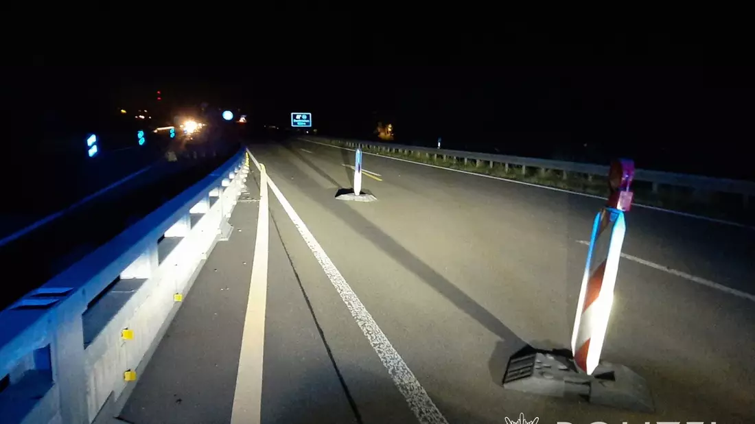 POL-PDPS: Plötzliche Hindernisse auf der Autobahn - Bild: presseportal.de