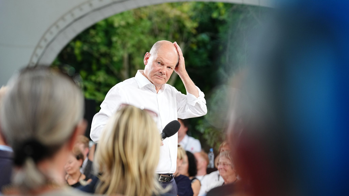 Erstmals redet Scholz öffentlich über die Wahlergebnisse in Thüringen und Sachsen. Über seine SPD verliert er dabei nur wenige Worte. - Foto: Kay Nietfeld/dpa