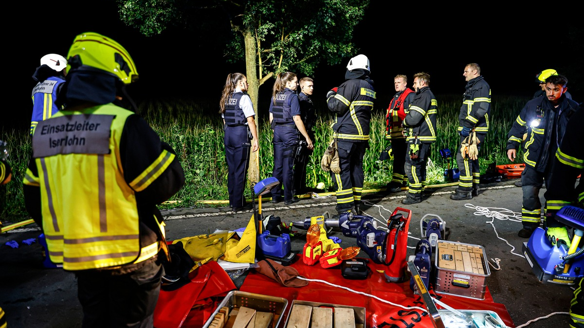 FW-MK: Verkehrsunfall mit eingeklemmter Person - Foto: presseportal.de