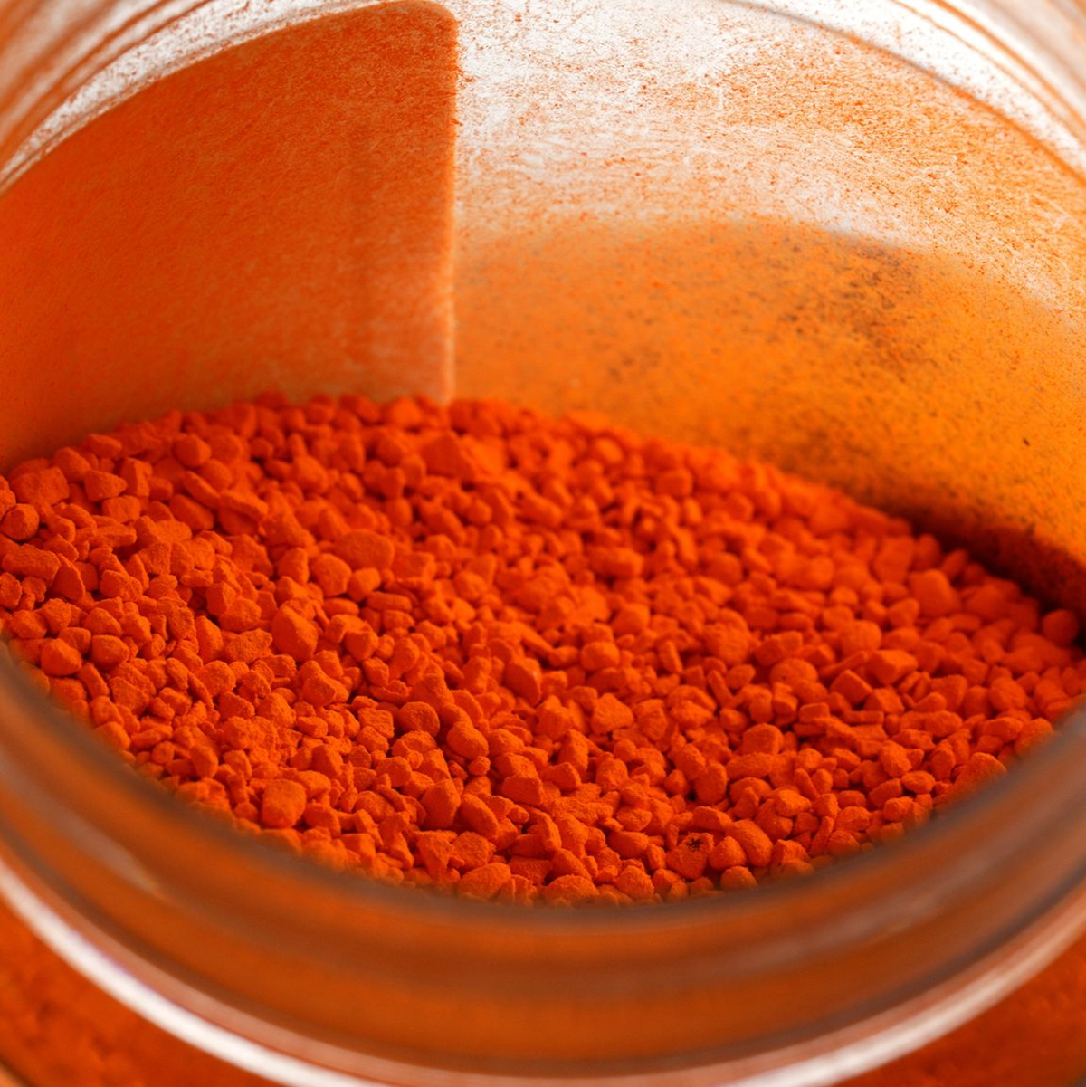 Tartrazin ist ein häufig verwendeter und frei erhältlicher Lebensmittelfarbstoff. - Foto: Matthew Christiansen/U.S. National Science Foundation/dpa