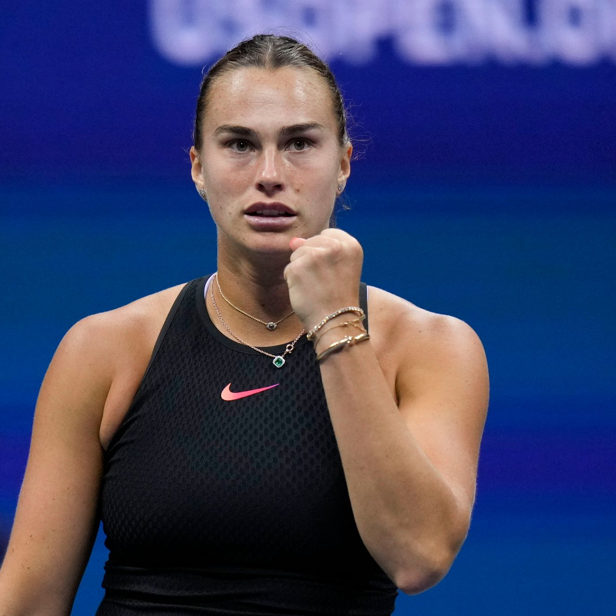 Aryna Sabalenka darf jubeln: Wie vor einem Jahr steht sie im US-Open-Finale. - Foto: Seth Wenig/AP