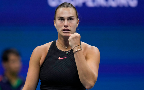 Aryna Sabalenka darf jubeln: Wie vor einem Jahr steht sie im US-Open-Finale. - Foto: Seth Wenig/AP