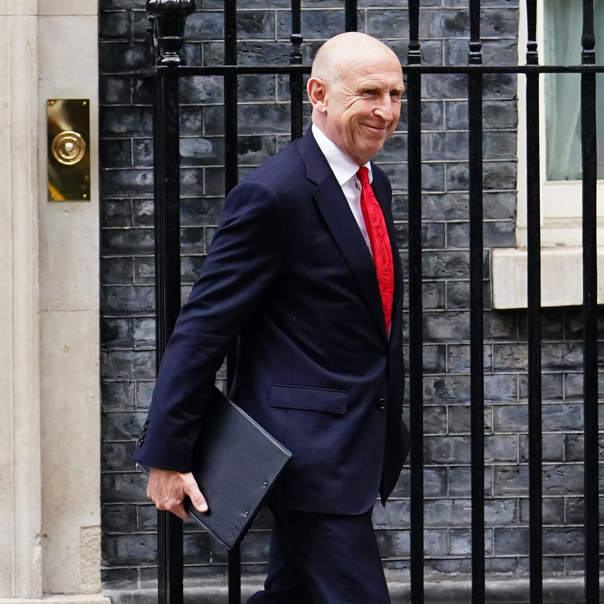 In der Downing Street gibt es schon tierische Bewohner, darunter Kater Larry. - Foto: Jordan Pettitt/PA Wire/dpa