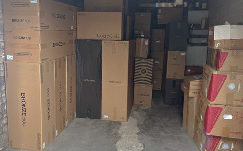 POL-LG: Planenschlitzer auf frischer Tat gestellt - Foto: presseportal.de