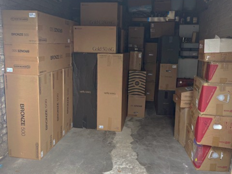 POL-LG: Planenschlitzer auf frischer Tat gestellt - Foto: presseportal.de