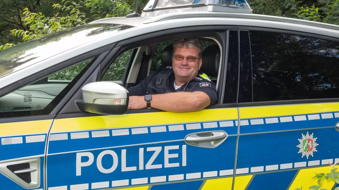 POL-LIP: Detmold/Augustdorf. Wechsel vom Diensthundeführer in Augustdorfer Bezirksdienst. - Bild: presseportal.de