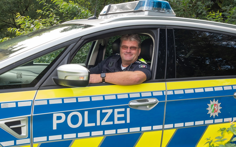 POL-LIP: Detmold/Augustdorf. Wechsel vom Diensthundeführer in Augustdorfer Bezirksdienst. - Foto: presseportal.de