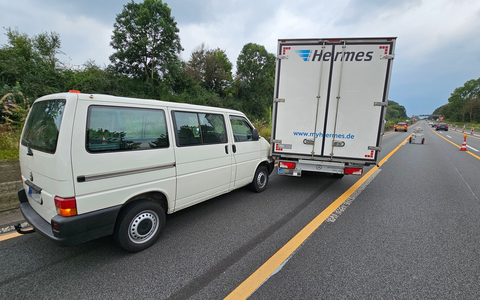 FW Burscheid: Verkehrsunfall am Freitag - Foto: presseportal.de