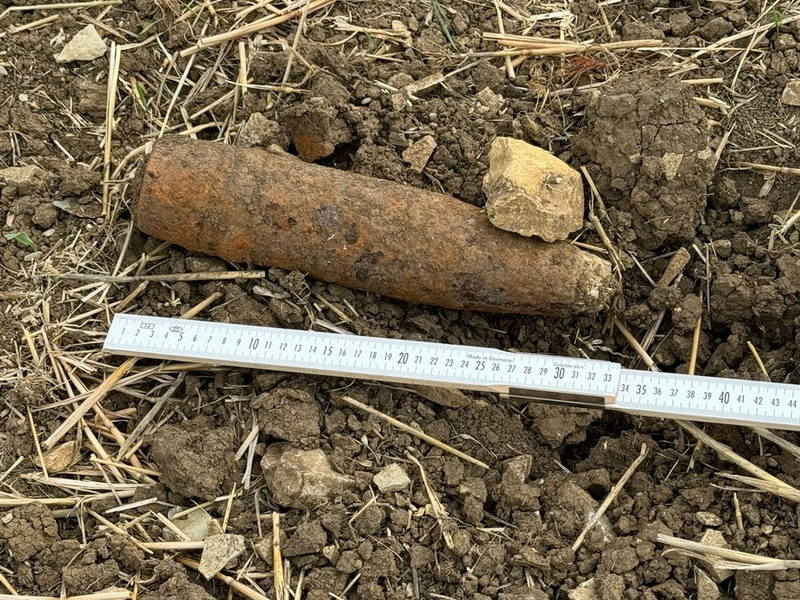 LPI-NDH: Fundmunition auf Ackerfläche festgestellt - Foto: presseportal.de