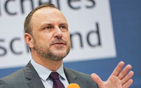 Terrorismus-Experte Neumann rät, mit Anschlagsgefahr rational umzugehen. (Archivbild) - Foto: Michael Kappeler/dpa Terrorismus-Experte Neumann rät, mit Anschlagsgefahr rational umzugehen. (Archivbild) - Foto: Michael Kappeler/dpa