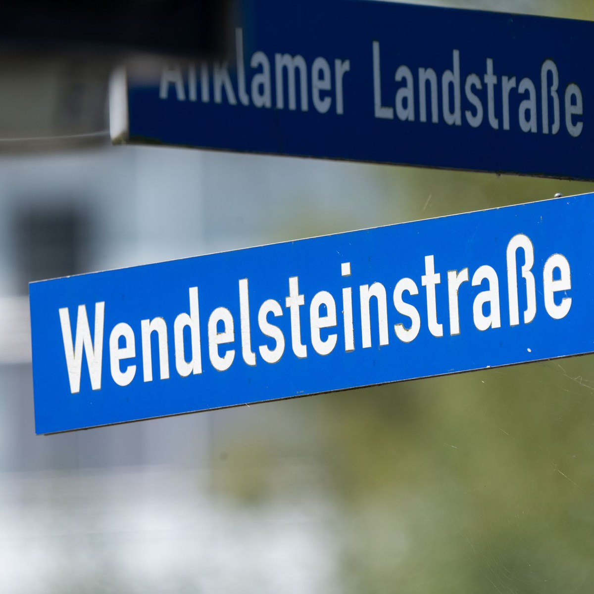 Die Großanlage befindet sich im Osten Greifswalds in der gleichnamigen Straße. - Foto: Stefan Sauer/dpa