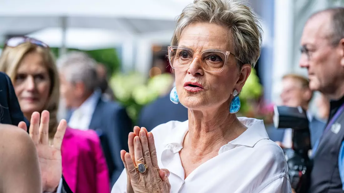 Gloria Fürstin von Thurn und Taxis ist eine schillernde Figur, die sehr polarisiert. (Archivbild) - Bild: Armin Weigel/dpa